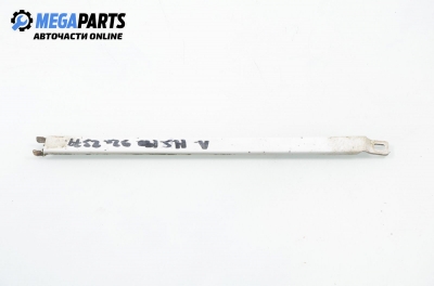 Лайсна под фар за Mercedes-Benz 190 Sedan (W201) (10.1982 - 08.1993)