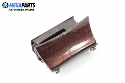 Пепелник за Mercedes-Benz E-Class Sedan (W211) (03.2002 - 03.2009)