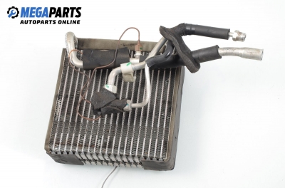 Вътрешен радиатор климатик за Mazda Premacy Minivan (07.1999 - 03.2005) 2.0 TD, 90 к.с.