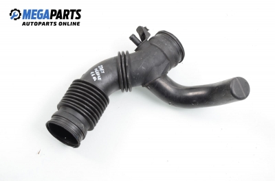 Въздуховод за Renault Megane II Hatchback (07.2001 - 10.2012) 1.6 16V (BM0C, CM0C), 113 к.с.