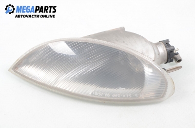 Мигач за Mercedes-Benz SLK-Class Cabrio (R170) (04.1996 - 04.2004), кабрио, позиция: дясна