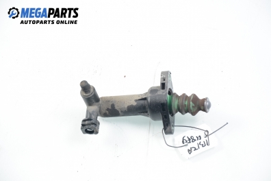Долна помпа за съединител за Seat Ibiza IV Hatchback (02.2002 - 11.2009)