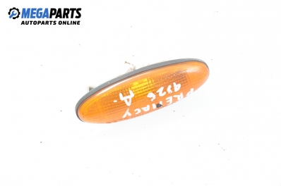 Мигач за Mazda Premacy Minivan (07.1999 - 03.2005), позиция: дясна