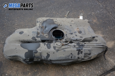 Резервоар за горивото за Toyota Avensis Liftback II (04.2003 - 11.2008) 2.0 D-4D (CDT250), хечбек