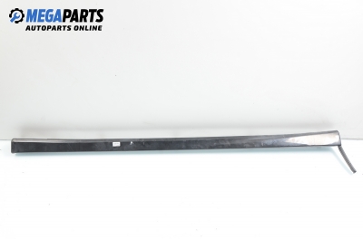 Праг за Nissan Almera II Hatchback (01.2000 - 12.2006), 4+1 вр., хечбек, позиция: лява