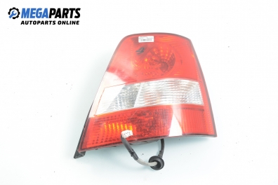 Стоп за Kia Sorento I SUV (08.2002 - 12.2009), позиция: дясна