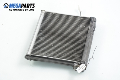 Вътрешен радиатор климатик за Toyota Avensis Liftback II (04.2003 - 11.2008) 2.0 D-4D (CDT250), 116 к.с.