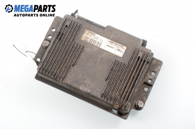 Компютър двигател за Renault Laguna I Hatchback (11.1993 - 08.2002) 2.0, 114 к.с., № HOM 7700111134 / Siemens S113725206 A