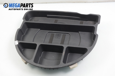 Интериорна пластмаса багажник за Hyundai i20 Hatchback (08.2008 - 12.2015)