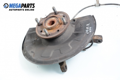 Шенкел главина за Volvo V40 Estate (07.1995 - 06.2004), позиция: предна, лява