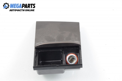 Пепелник за Volkswagen Bora Sedan (10.1998 - 12.2013)