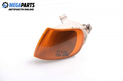 Мигач за Volkswagen Polo Hatchback II (10.1994 - 10.1999), позиция: лява