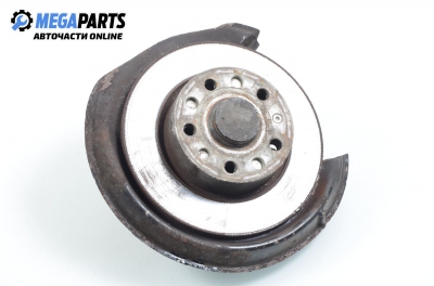 Шенкел главина за Volkswagen Golf V Hatchback (10.2003 - 02.2009), позиция: задна, лява