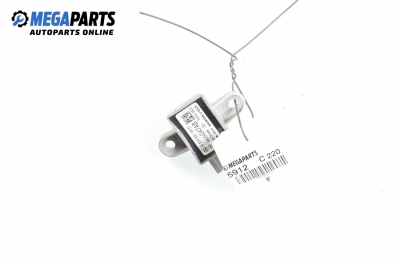 Сензор airbag за Mercedes-Benz C-Class Estate (S204) (08.2007 - 08.2014), № A 204 821 06 51