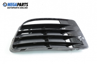 Решетка в броня за Volkswagen Golf VI Hatchback (10.2008 - 02.2014), позиция: предна