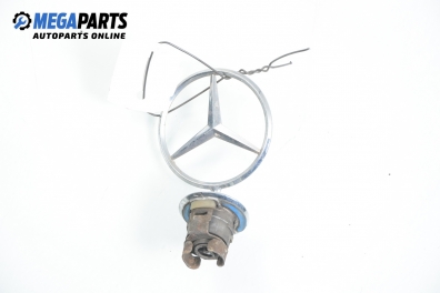 Емблема за Mercedes-Benz E-Class Sedan (W211) (03.2002 - 03.2009), седан