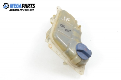 Казанче за антифриз за Volkswagen Passat Sedan B5 (08.1996 - 12.2001) 1.6, 101 к.с.