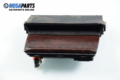 Пепелник за Audi A8 Sedan I (03.1994 - 12.2002)