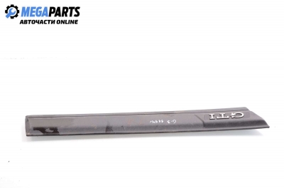 Външни лайсни за Volkswagen Golf III Hatchback (08.1991 - 07.1998), позиция: задна, дясна