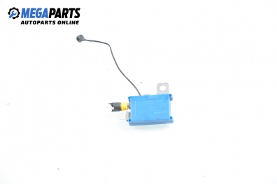 Усилвател антена за Renault Laguna II Grandtour (03.2001 - 12.2007), № 82 00 002 584