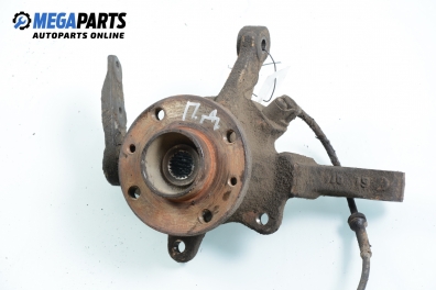 Шенкел главина за Renault Clio II Hatchback (09.1998 - 09.2005), позиция: предна, дясна