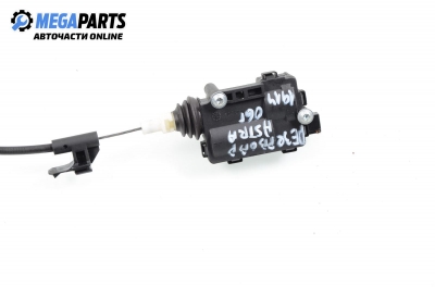 Ключалка за капачката на резервоара за Opel Astra H Hatchback (01.2004 - 05.2014), хечбек