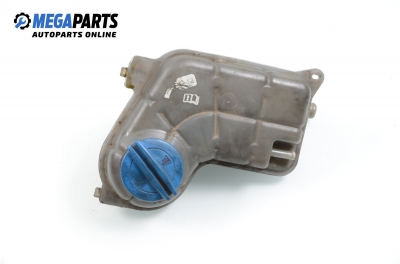 Казанче за антифриз за Volkswagen Passat Sedan B5.5 (10.2000 - 12.2005) 2.0, 130 к.с.