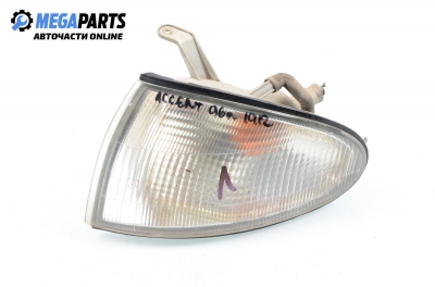 Мигач за Hyundai Accent I Hatchback (10.1994 - 01.2000), хечбек, позиция: лява