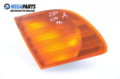 Мигач за Mercedes-Benz Vito Bus (638) (02.1996 - 07.2003), позиция: дясна