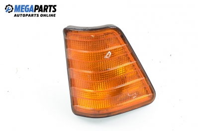 Мигач за Mercedes-Benz T1 Platform (602) (01.1977 - 02.1996), позиция: дясна