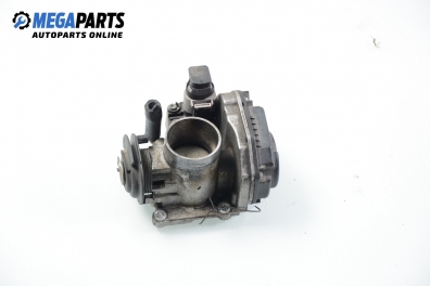 Дроселова клапа за Volkswagen Polo Hatchback II (10.1994 - 10.1999) 75 1.6, 75 к.с.