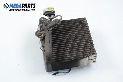 Вътрешен радиатор климатик за Mitsubishi Carisma Hatchback (07.1995 - 06.2006) 1.8 16V GDI (DA2A), 125 к.с.