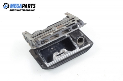 Пепелник за Mercedes-Benz 190 Sedan (W201) (10.1982 - 08.1993)