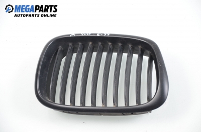 Решетка преден капак за BMW 5 Series E39 Touring (01.1997 - 05.2004), комби, позиция: дясна
