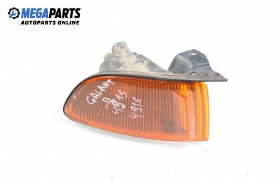 Мигач за Mitsubishi Galant VI Sedan (09.1996 - 10.2004), седан, позиция: дясна