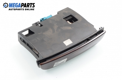 Пепелник за Mercedes-Benz S-Class Sedan (W220) (10.1998 - 08.2005)