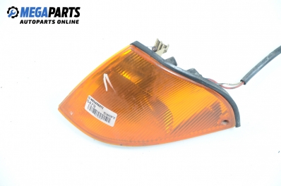 Мигач за Suzuki Swift II Hatchback (03.1989 - 12.2005), хечбек, позиция: лява