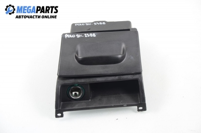 Пепелник за Volkswagen Polo Hatchback I (10.1981 - 09.1994)