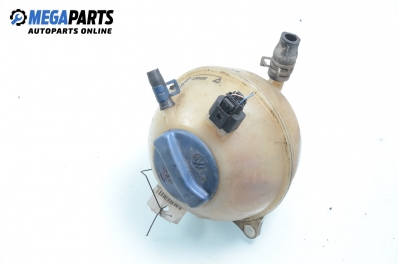 Казанче за антифриз за Volkswagen Polo Hatchback II (10.1994 - 10.1999) 64 1.9 D, 64 к.с.