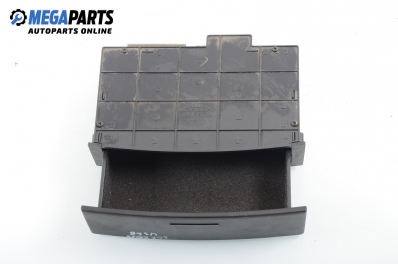 Жабка за Kia Sorento I SUV (08.2002 - 12.2009)