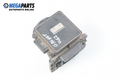 Дебитомер за Mitsubishi Galant V Sedan (11.1992 - 12.1998) 1.8 (E52A), 116 к.с., № E5T05371