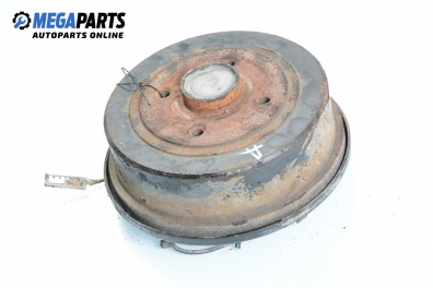 Шенкел главина за Opel Corsa C Hatchback (09.2000 - 12.2009), позиция: дясна