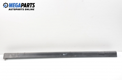 Праг за Opel Corsa C Hatchback (09.2000 - 12.2009), 2+1 вр., позиция: дясна