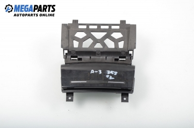 Пепелник за Audi A3 Hatchback II (05.2003 - 08.2012)