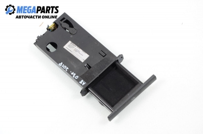 Жабка за Audi A8 Sedan II (10.2002 - 07.2010)