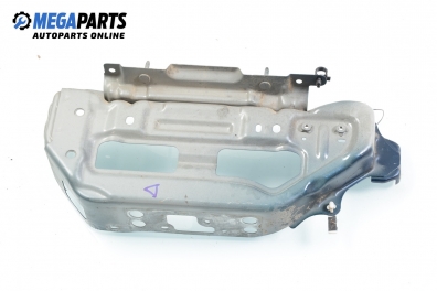 Елемент маска за Toyota Yaris Hatchback II (01.2005 - 12.2014), позиция: дясна