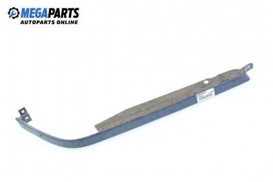 Лайсна под фар за Mercedes-Benz C-Class Sedan (W202) (03.1993 - 05.2000), седан, позиция: дясна