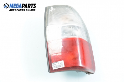 Стоп за Mitsubishi L200 Pick-up II (01.1996 - 12.2007), позиция: дясна