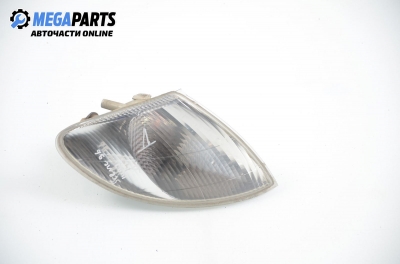 Мигач за Renault Megane Scenic (10.1996 - 12.2001), миниван, позиция: дясна