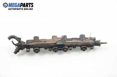 Бензинова рейка за Volkswagen Passat Sedan B3, B4 (02.1988 - 12.1997) 2.0, 115 к.с., № Bosch 0 280 151 026